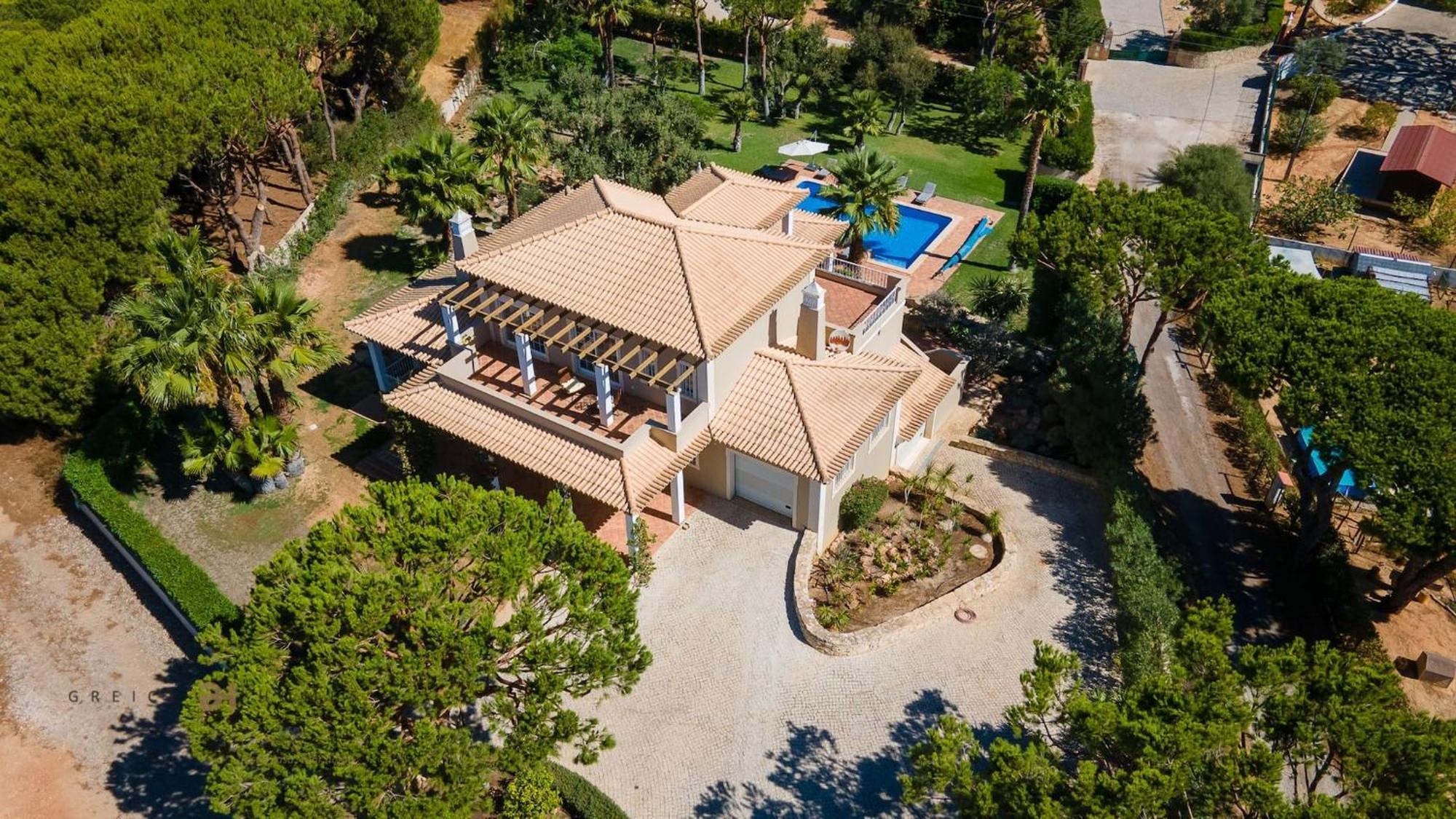 Luxuosa Moradia V5 Em Quarteira - Greice Homes Bagian luar foto