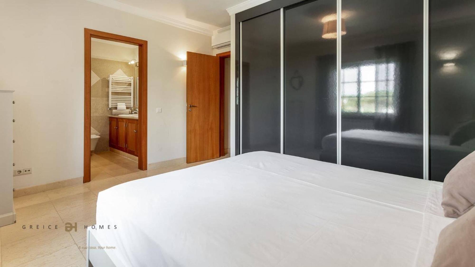 Luxuosa Moradia V5 Em Quarteira - Greice Homes Bagian luar foto