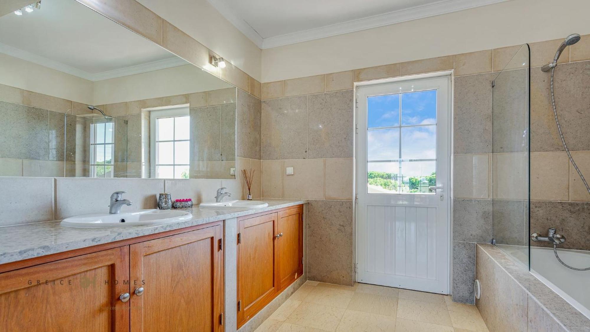 Luxuosa Moradia V5 Em Quarteira - Greice Homes Bagian luar foto