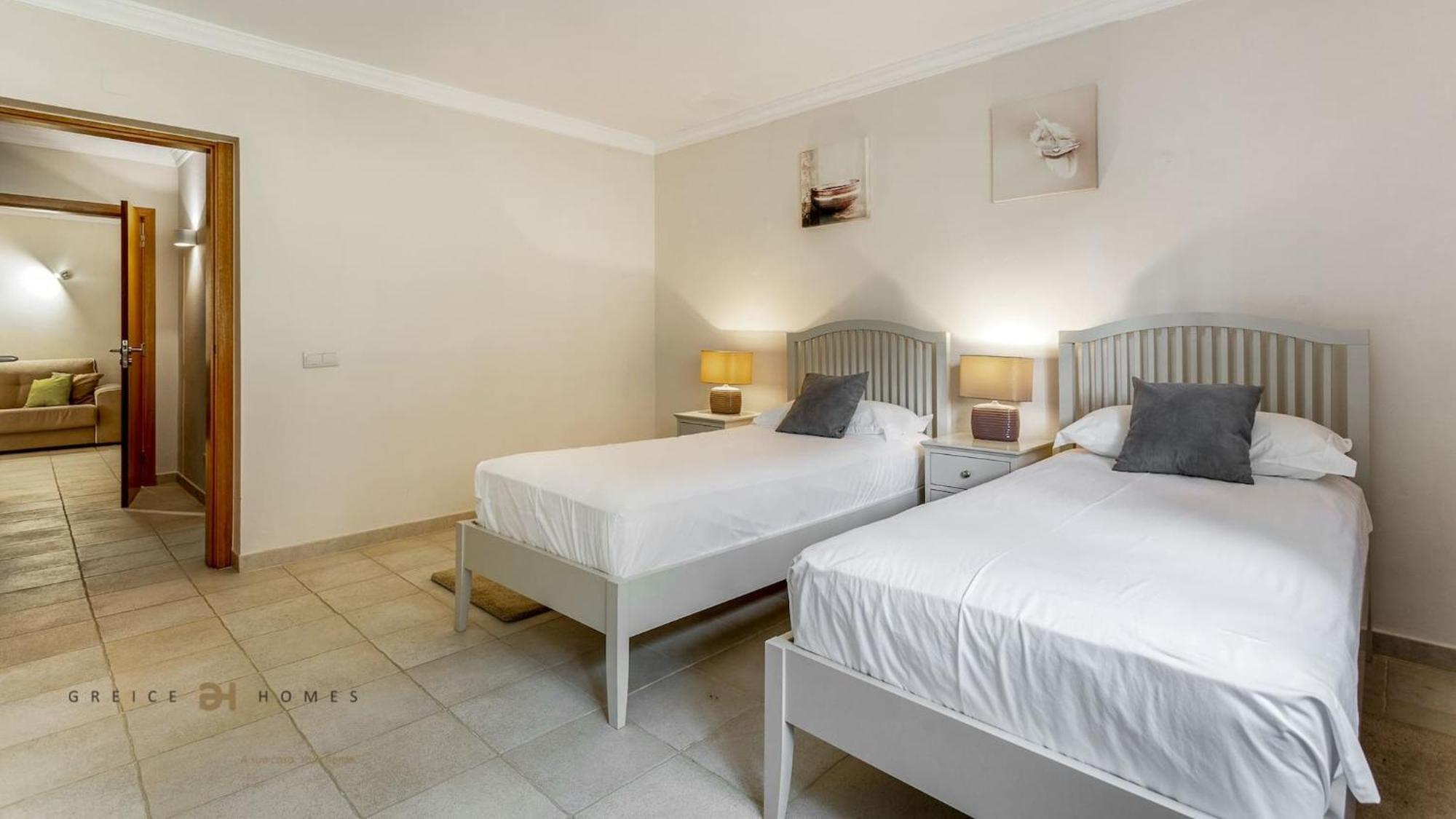 Luxuosa Moradia V5 Em Quarteira - Greice Homes Bagian luar foto